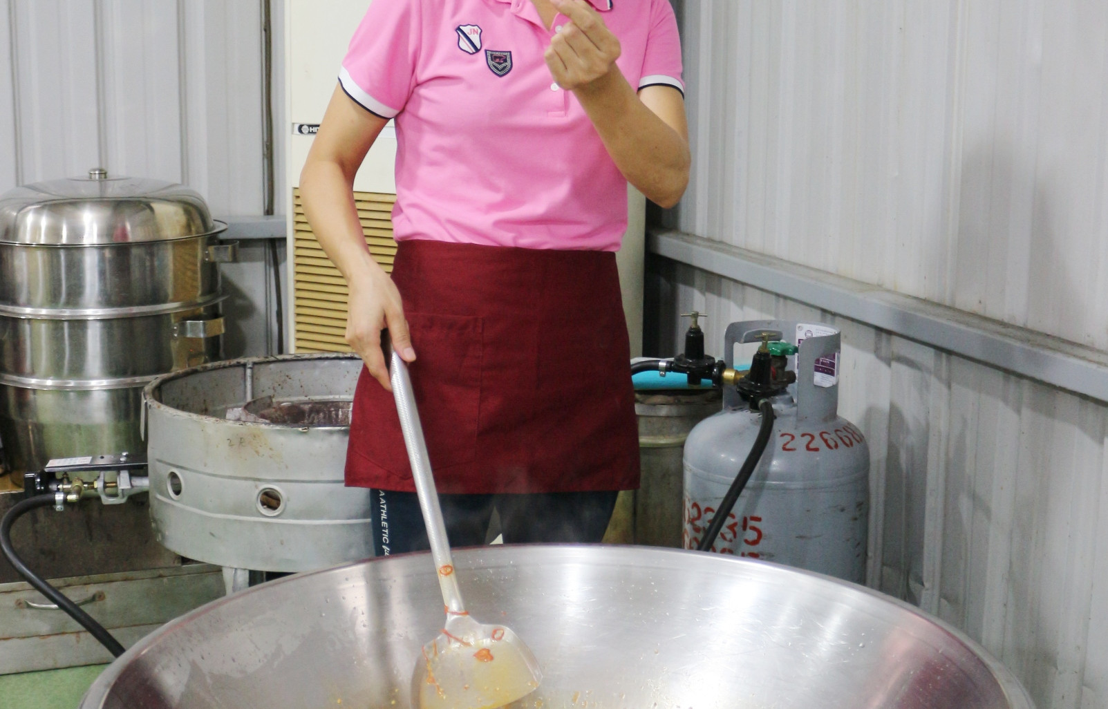 通稿-張艷君用臺灣在地食材做丁香干貝醬，洗烘拌炒不馬虎 - 複製