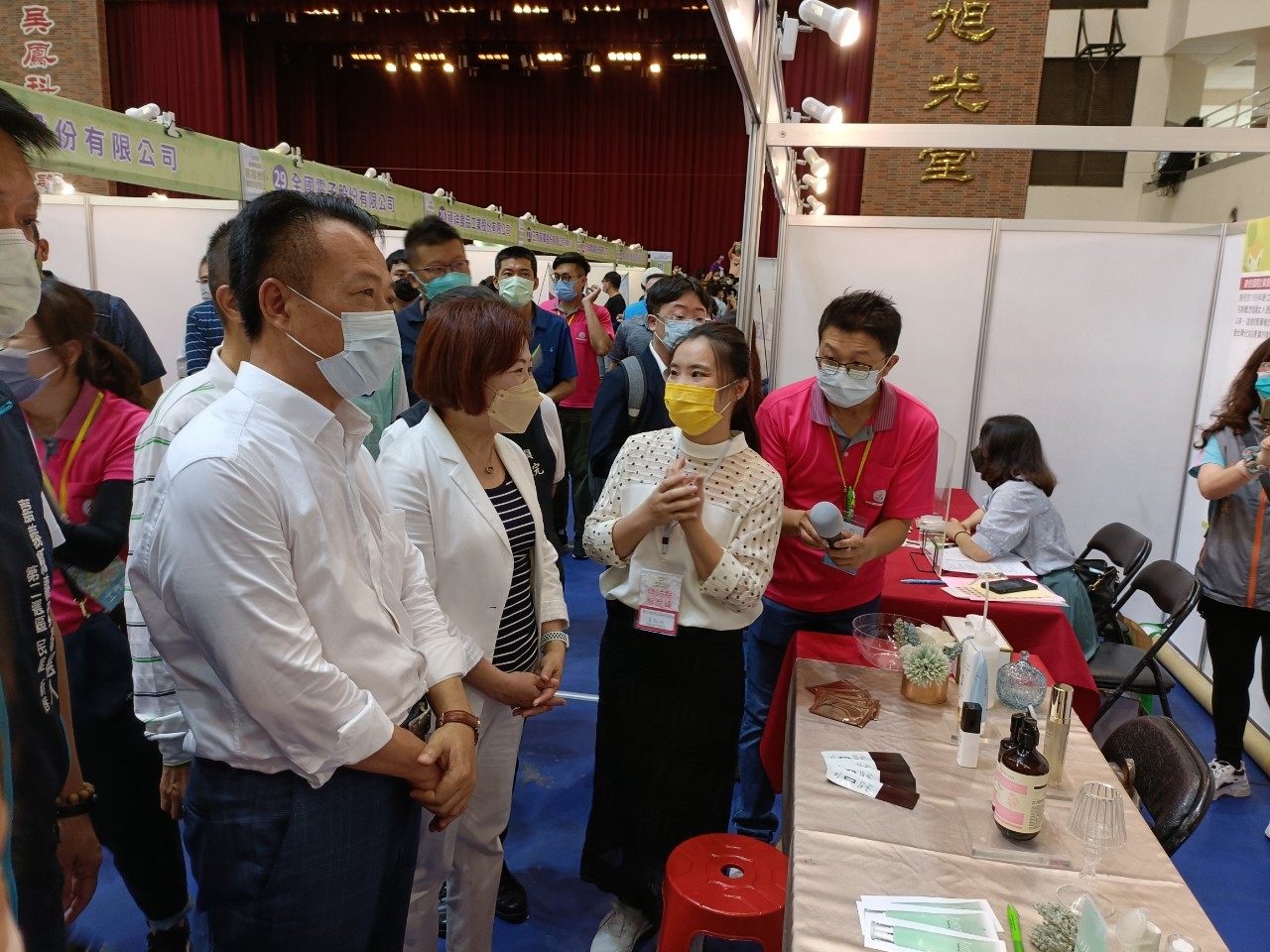 南部最大場 勞動部嘉義辦就博會 吸引千餘民眾返嘉找工作