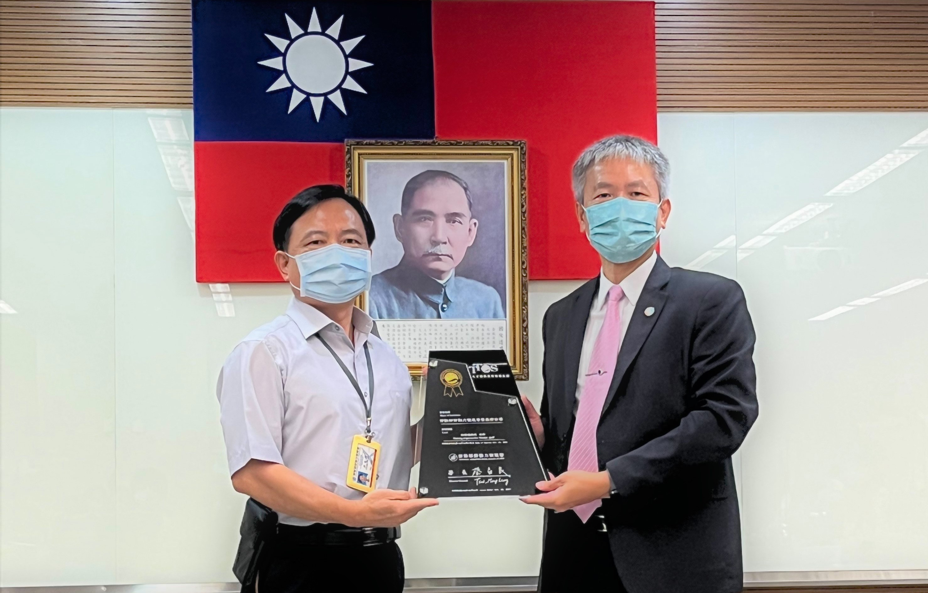 辦訓品質金獎認證 雲嘉南分署TTQS五鍍金