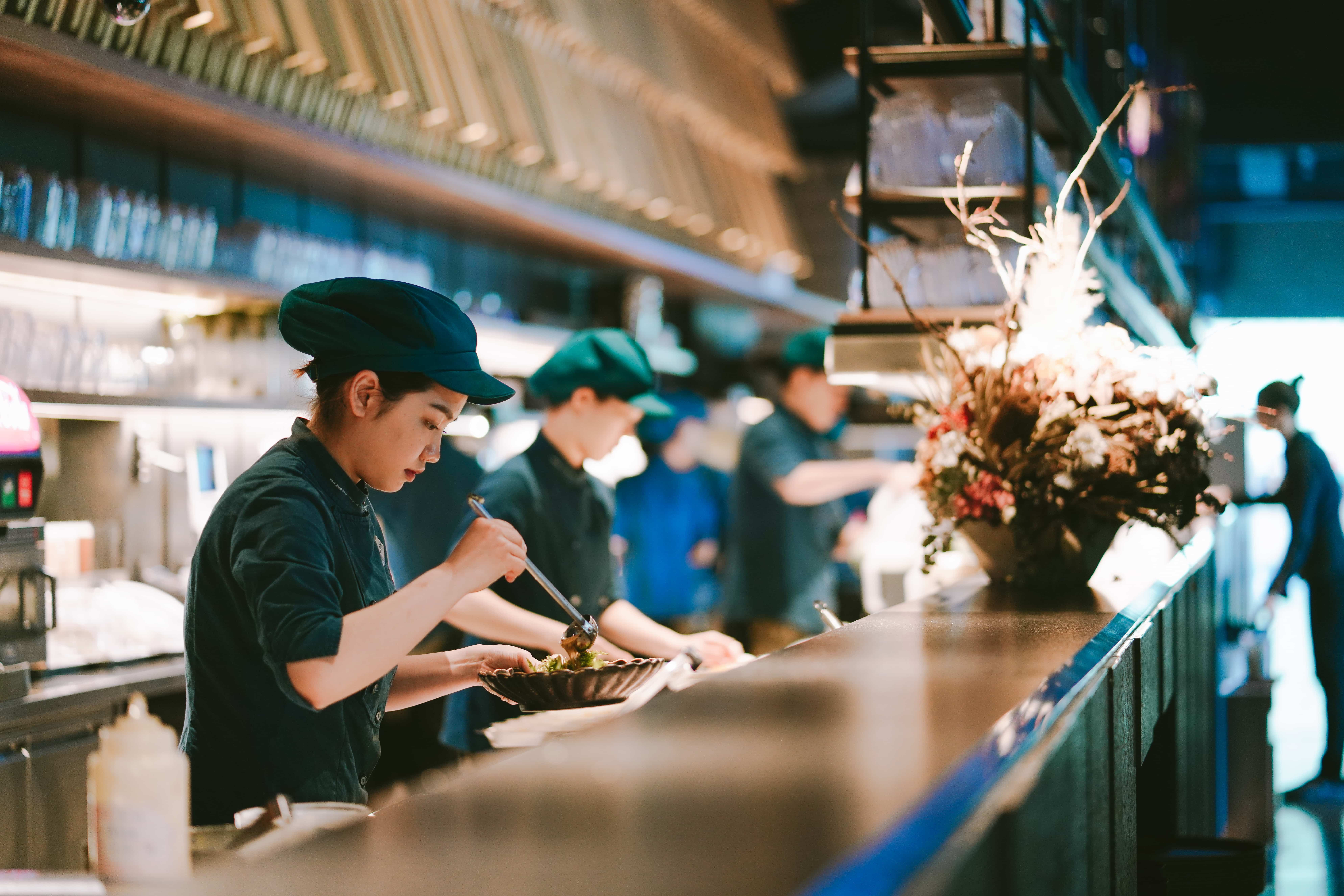 住宿餐飲業缺工求才若渴 雲嘉南分署上半年媒合近2,500個職缺