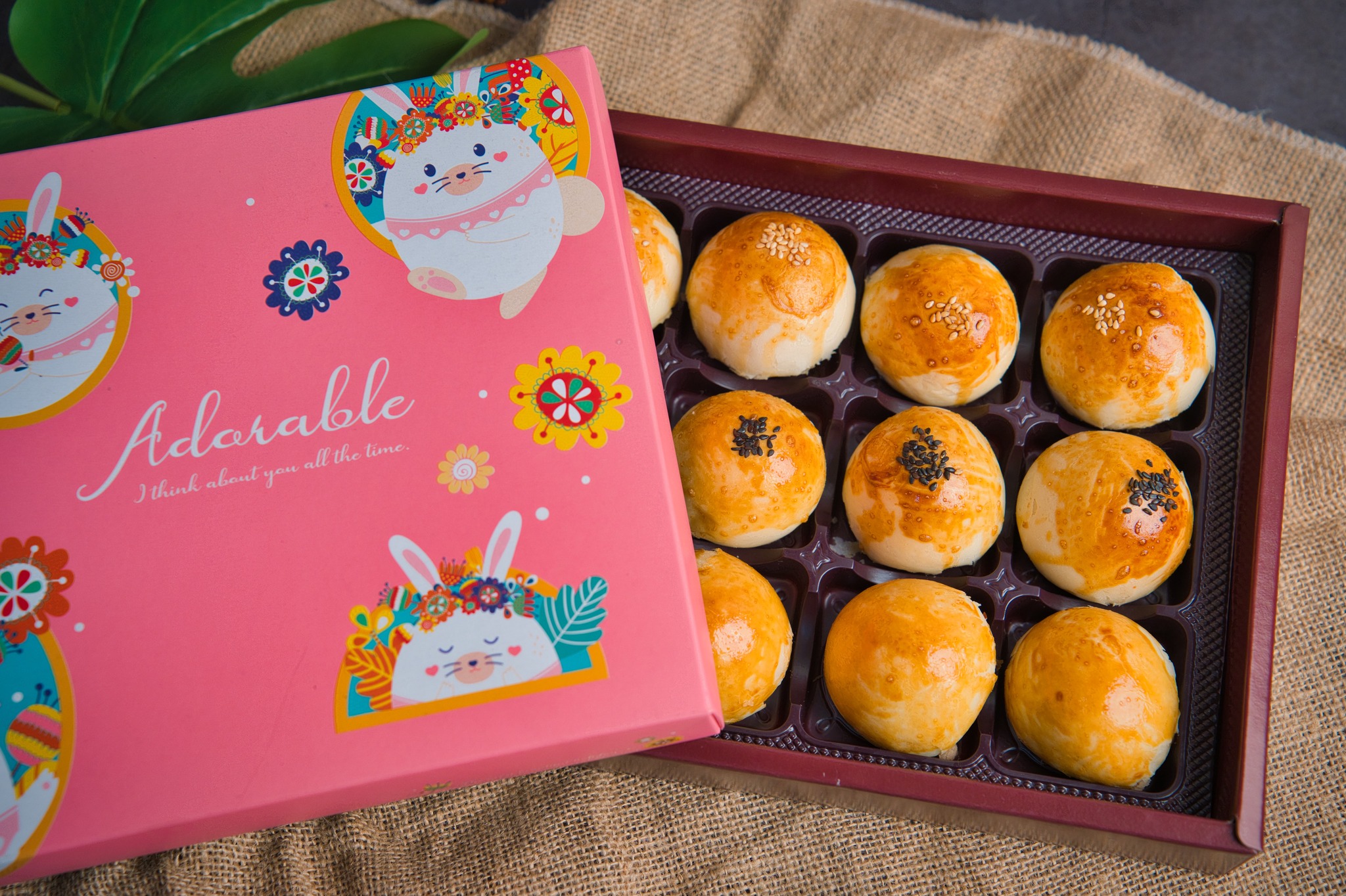 臺南市湧泉生命關懷協會-中秋節慶糕點禮盒