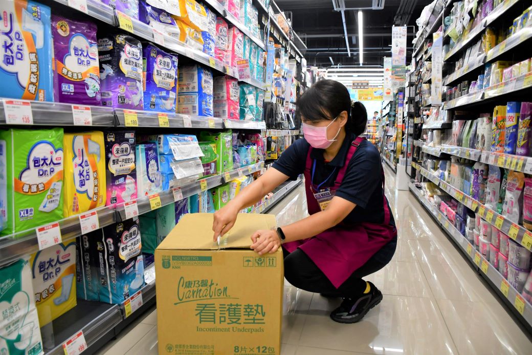 小靜姐鼓勵想重返職場的中高齡者，可先透過勞動部的職場體驗活動，重新找回職場的信心