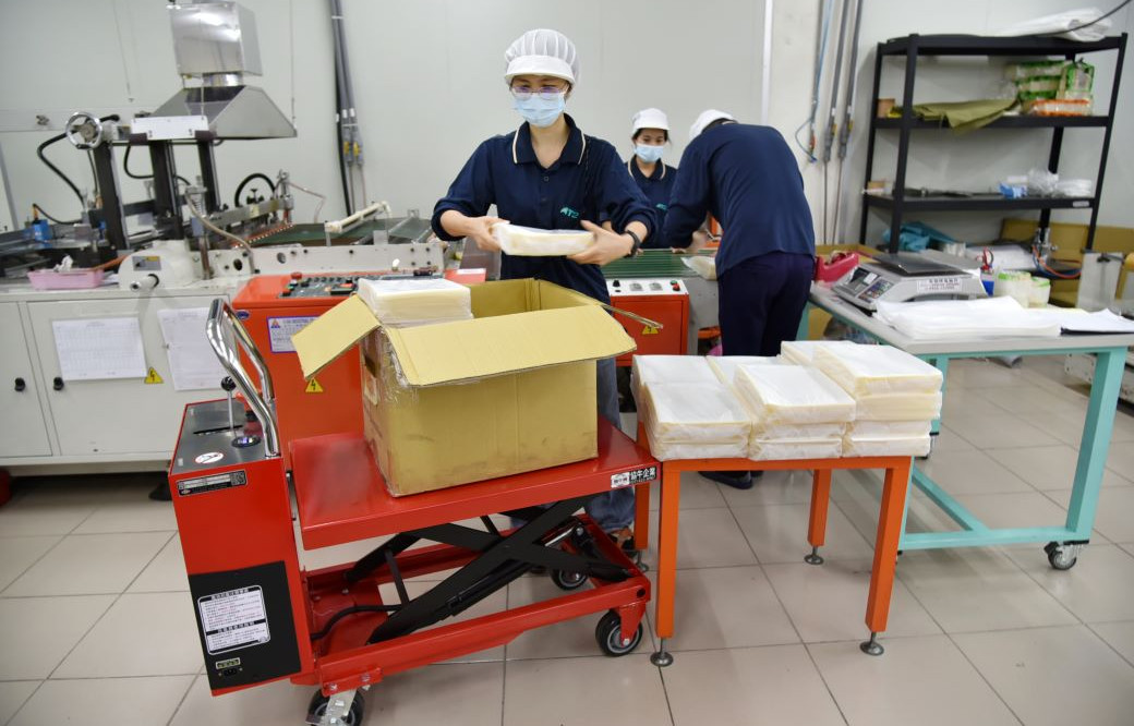 66年次的沈慧如說，有了輔具幫忙，讓她不再腰酸背痛每天找貼布。