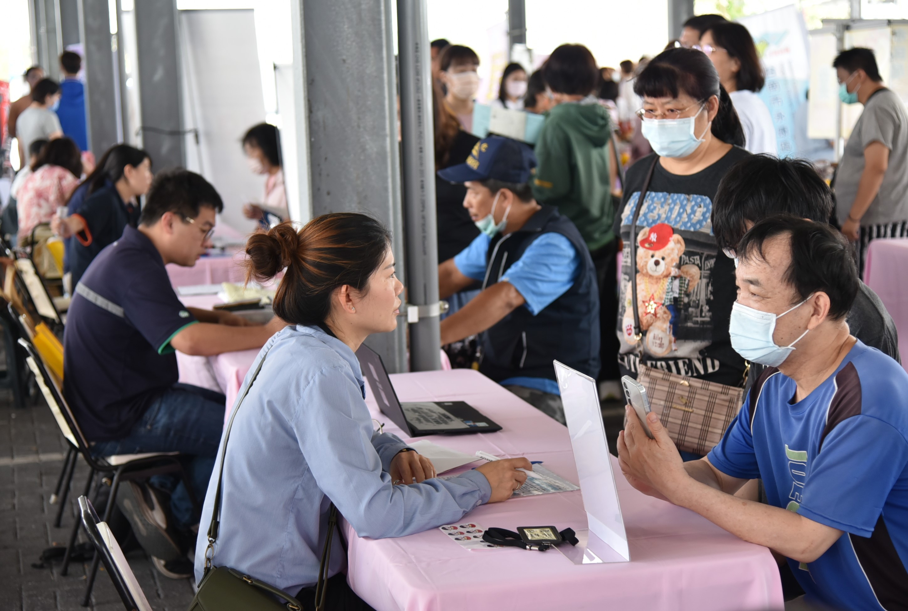 這次徵才近7成職缺薪資32K，3成職缺薪資35K以上。