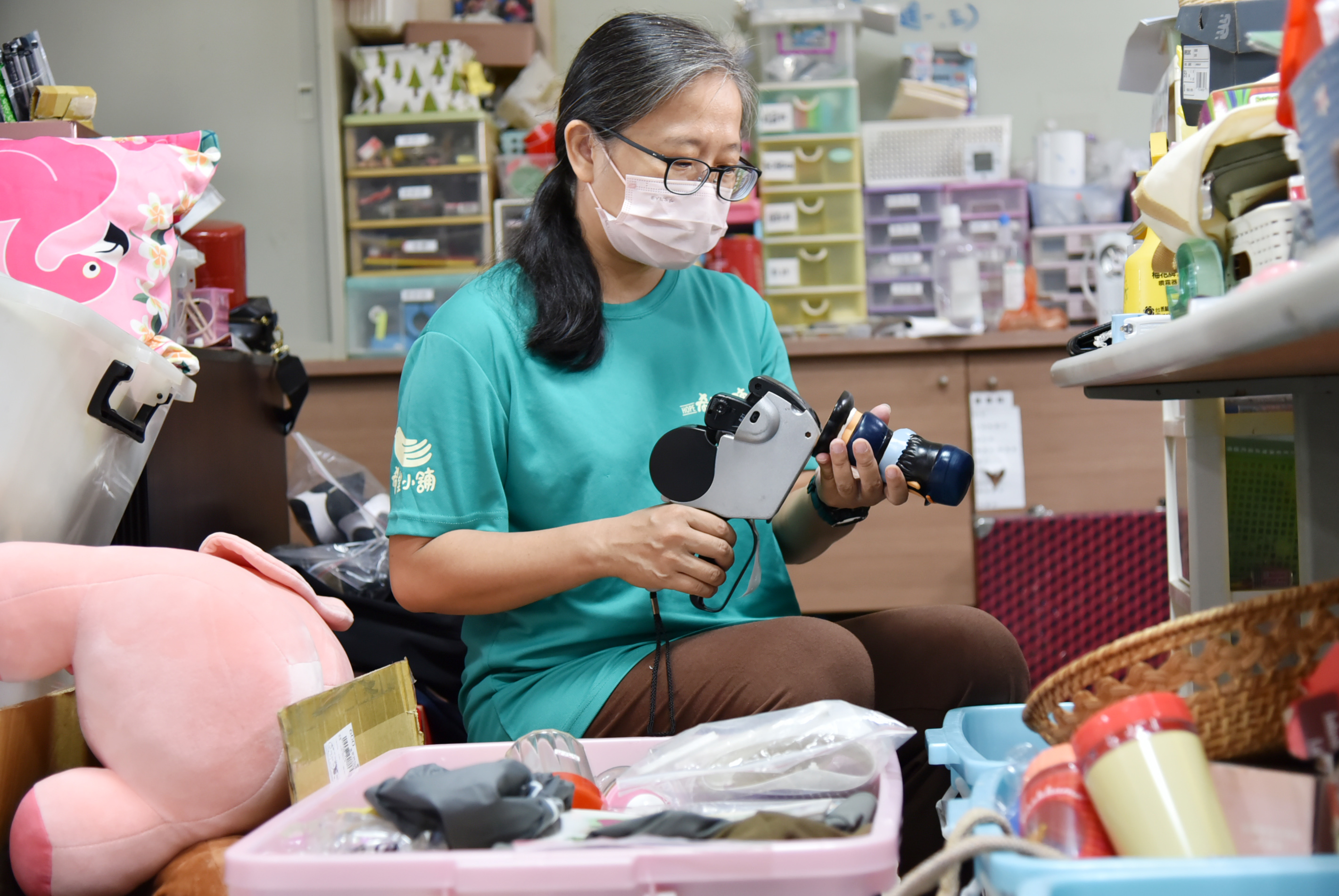 小玉很感謝庇護工場讓她有一技之長，能賺錢自立。