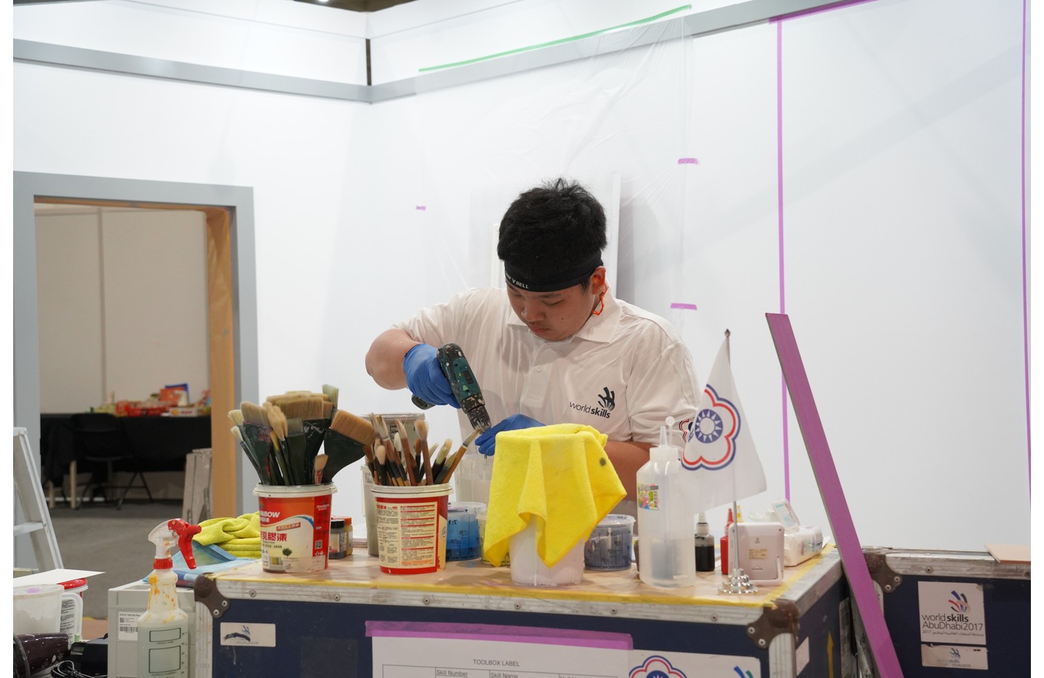 圖3.從原本髒亂的工作習慣，到如今自律專業、能代表臺灣出戰國際比賽，洪錦瑋很感謝南分署這些年的栽培。