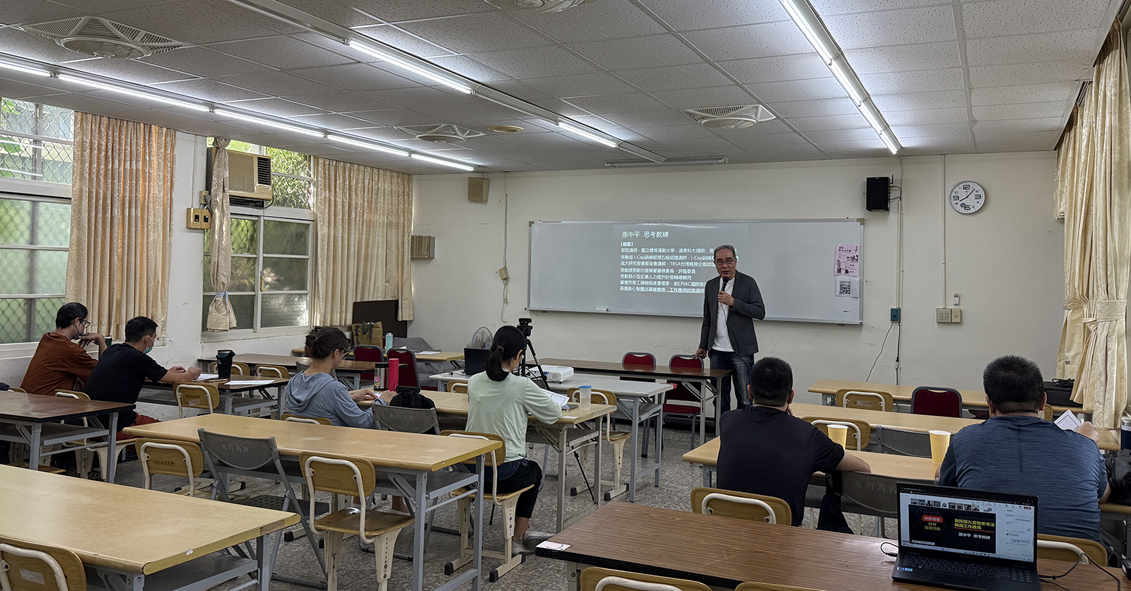 企業也可主動利用減班休息時段，依公司需求規劃客製化訓練課程，最高補助350萬元。