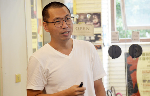 勞動部雲嘉南分署邀請最美民宿「天空的院子」創辦人何培鈞談品牌經營