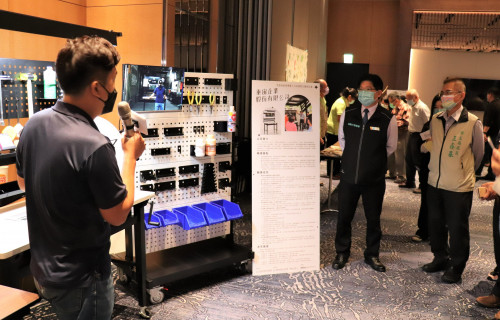 導入企訓 億進寢具業績逆勢成長逾千萬！