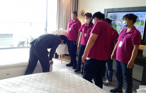 通傳照1_勞動部雲嘉南分署開辦「旅宿房務人員訓練班」，訓後保證就業，還有就業獎勵金可以領，歡迎民眾報名。(雲嘉南分署資料照片)。